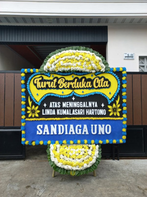 Papan Bunga Duka di Oepura